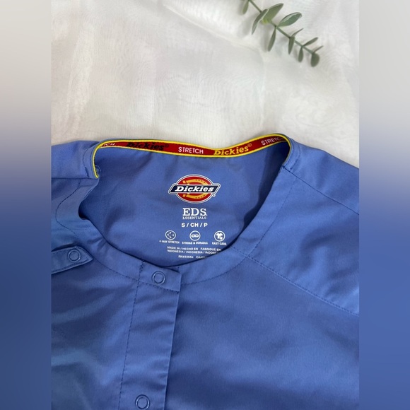 Dickies Ceil Blue Scrub Jacket Size Small - Picture 3 of 14